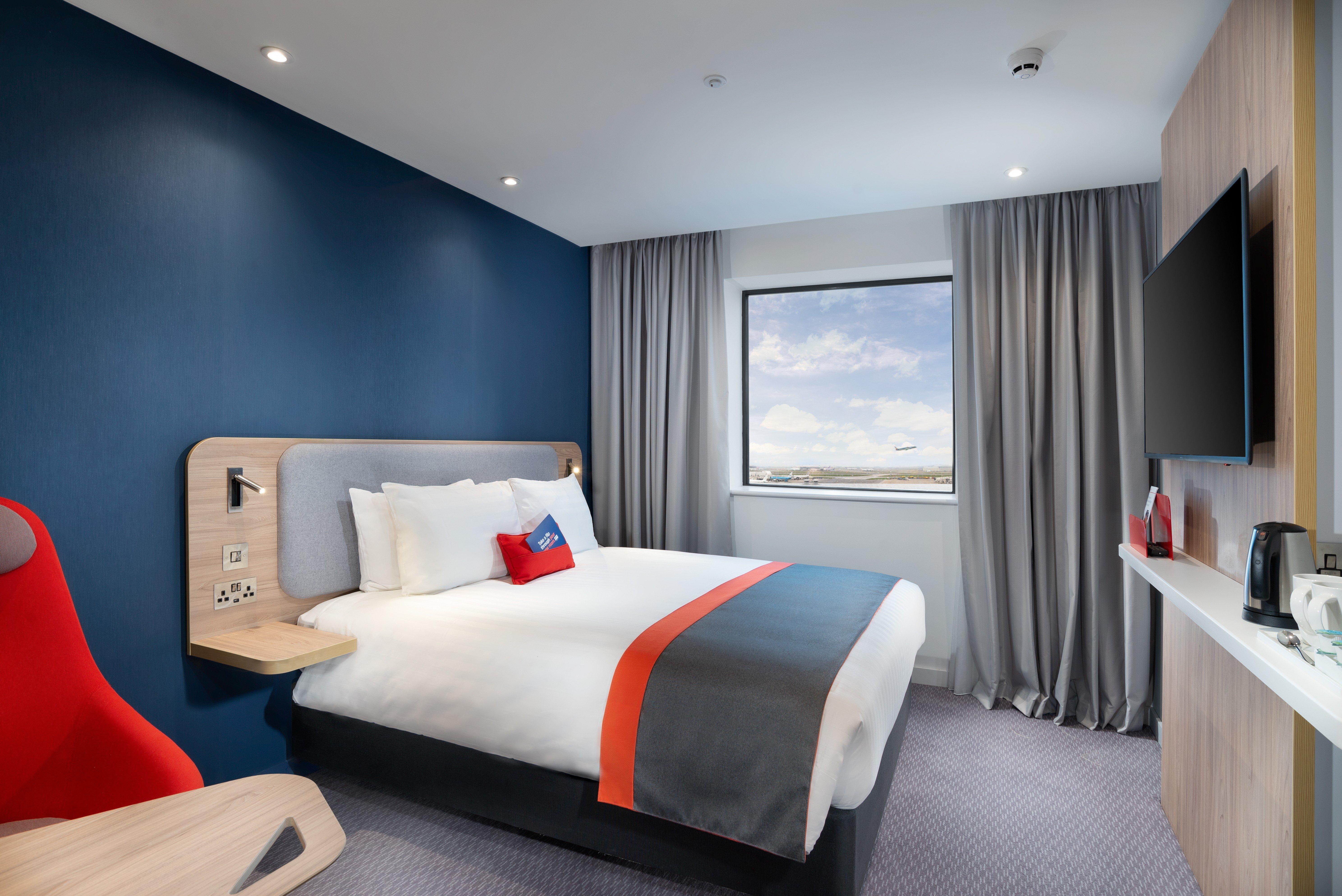 Express - London Heathrow T4 By Ihg 4* Хитроу