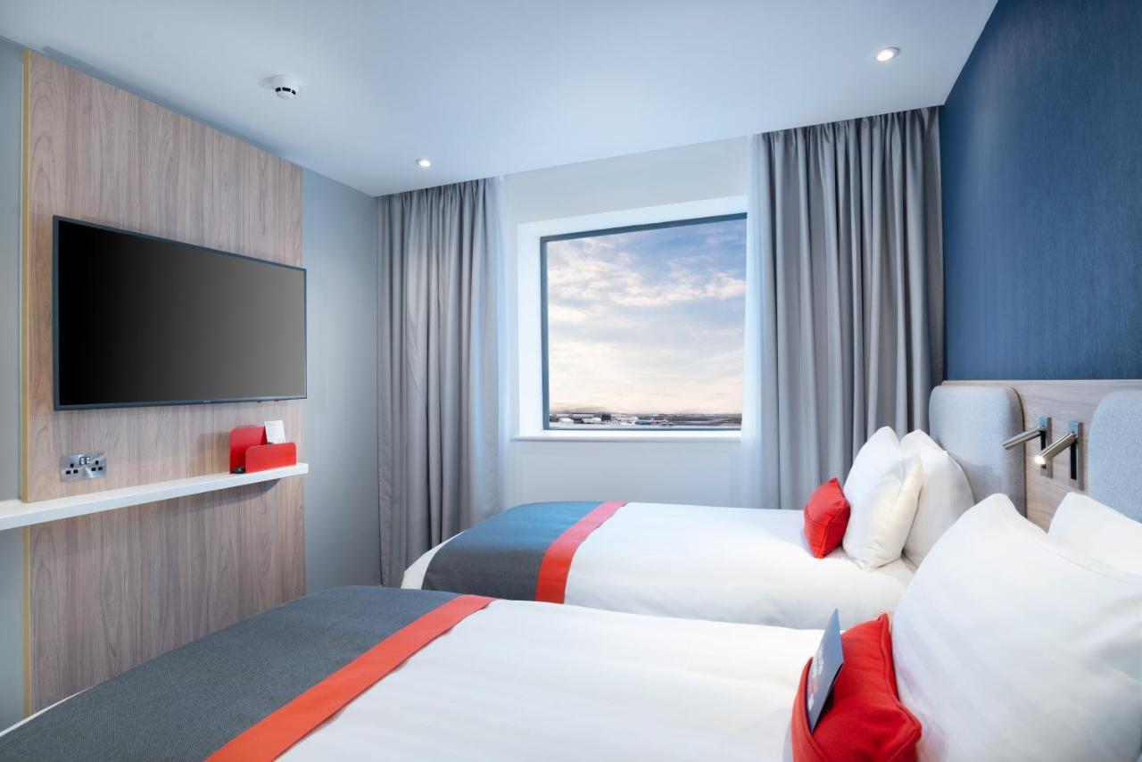 Express - London Heathrow T4 By Ihg Отель